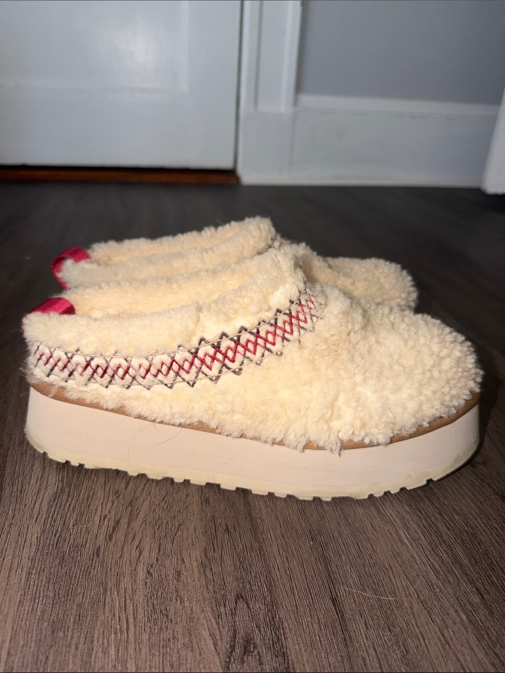 Ugg Sherpa Tasman Slipper